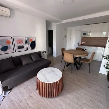 Playa Golondrinas Apartment Benalmadena